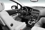 Peugeot 5008 2009 года